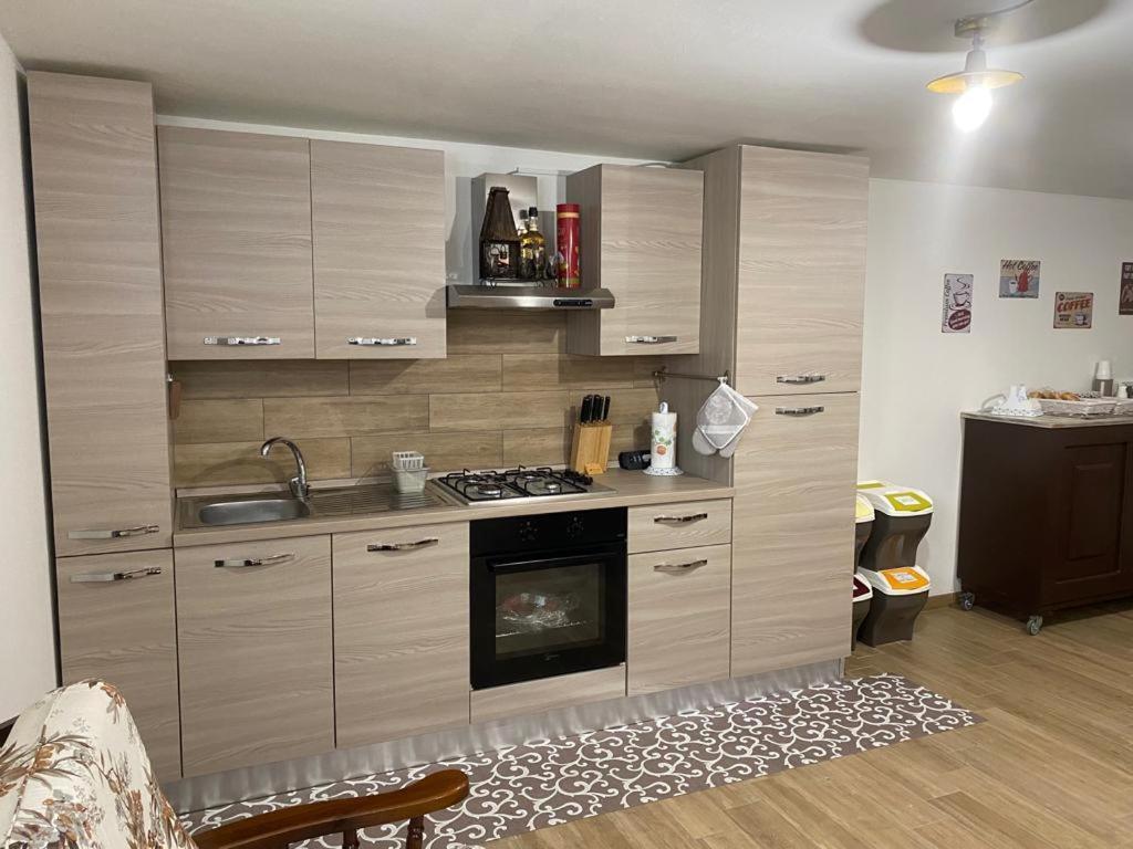 La Casa Del Borgo-Intero Appartamento Латина Екстериор снимка