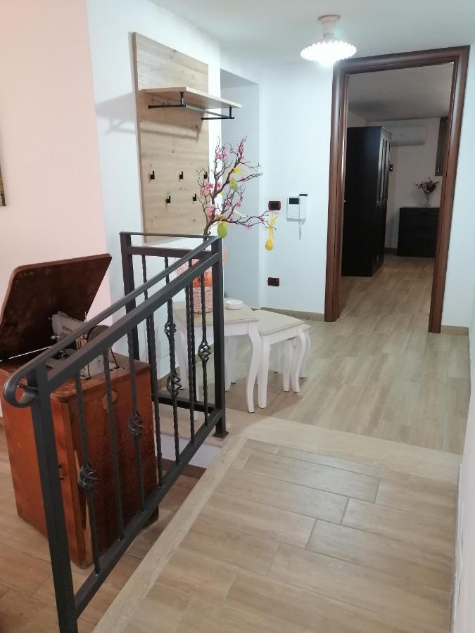 La Casa Del Borgo-Intero Appartamento Латина Екстериор снимка